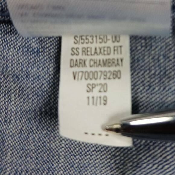 Old Navy Men's Small Dark Chambray Button Down Short Sleeve Shirt. Blue. Cotton. - Picture 9 of 10